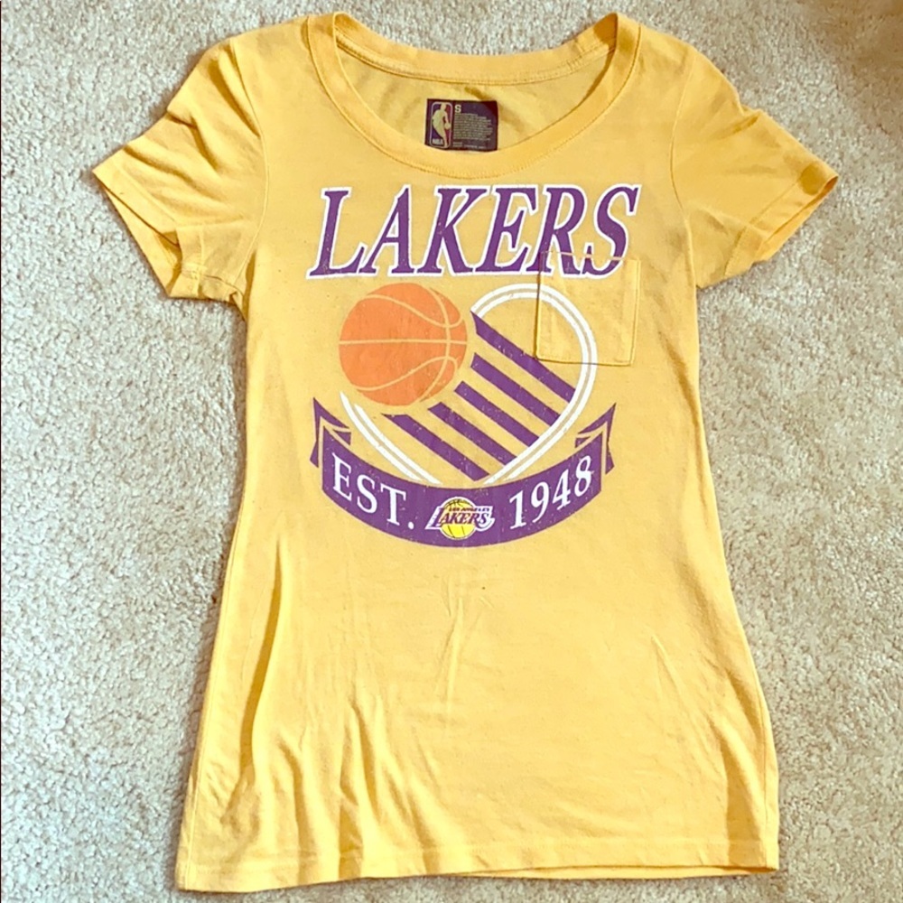 Distressed Lakers tee